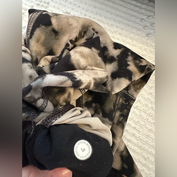 Lululemon Wunder Train High-Rise Crop 23” in Dispersed Light Raw Linen Multi - Picture 6 of 8